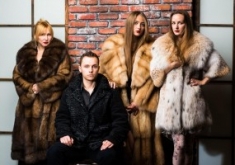 Шуба из соболя — украшение для красивой женщины