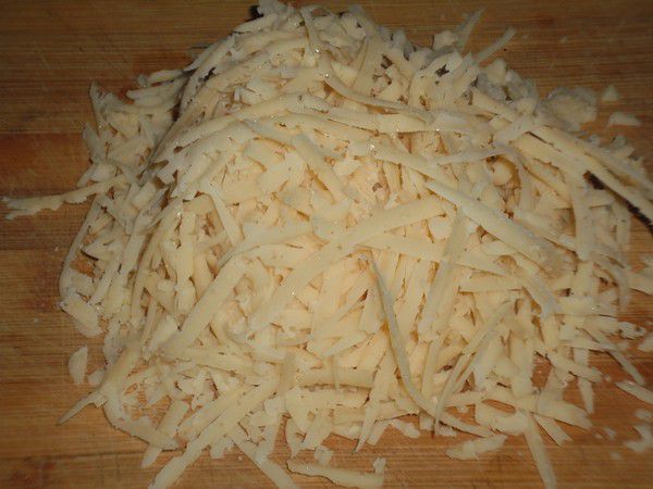 Пицца с ветчиной и сыром