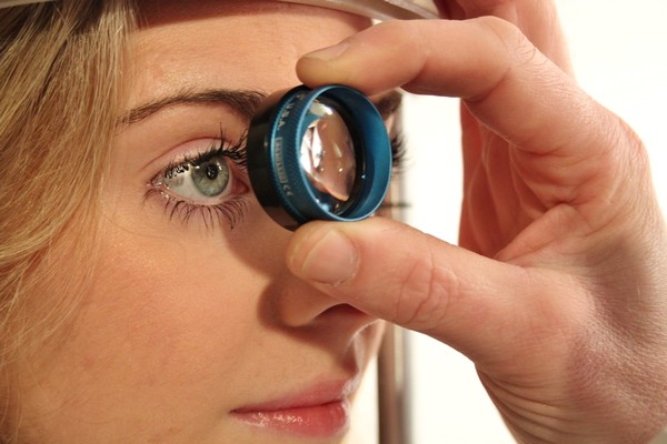 Лечение глаукомы лазером