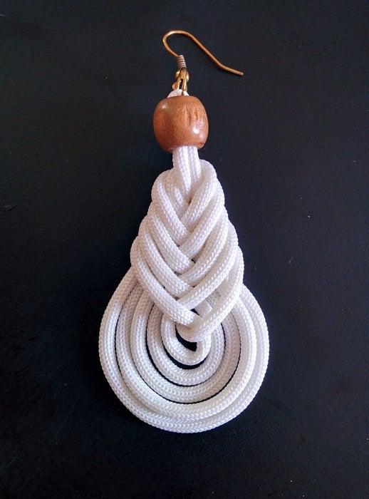 Плетение ожерелья из шнура паракорд